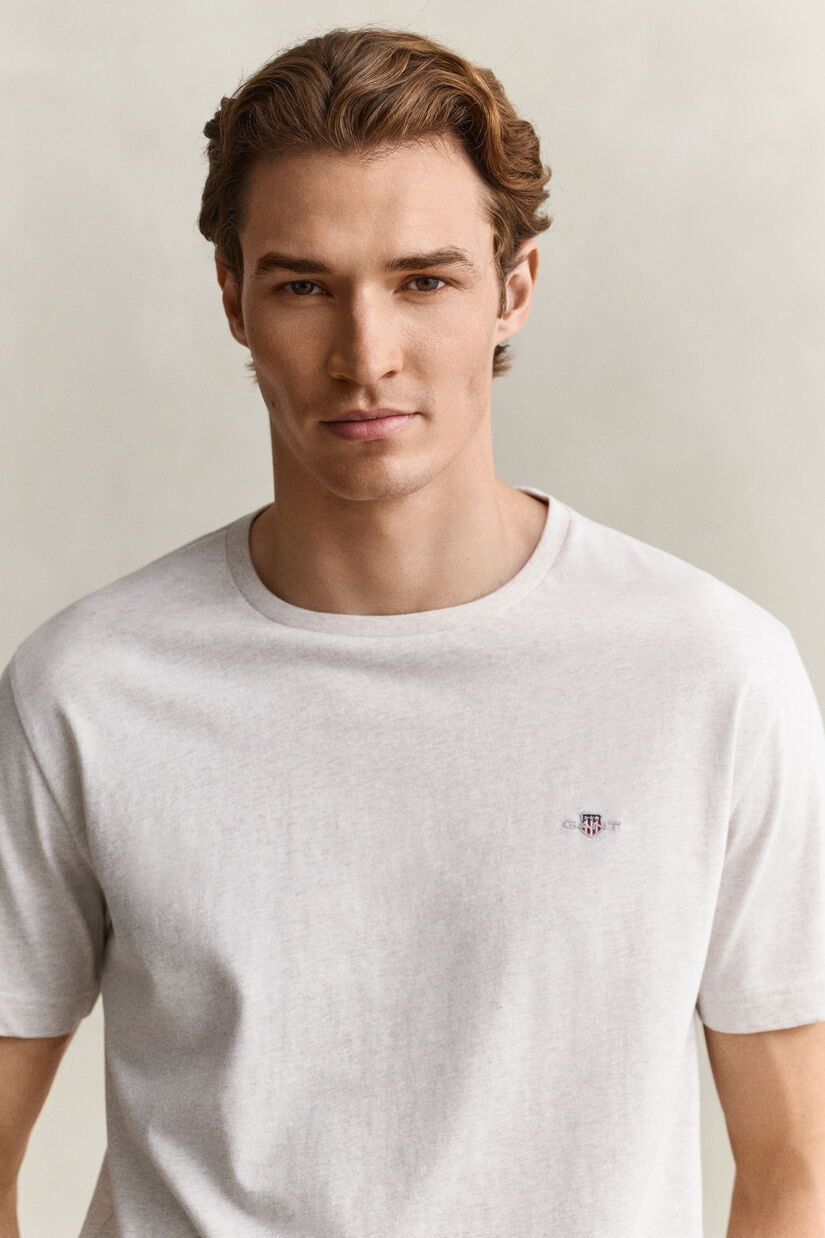 T-shirt regular avec &eacute;cusson