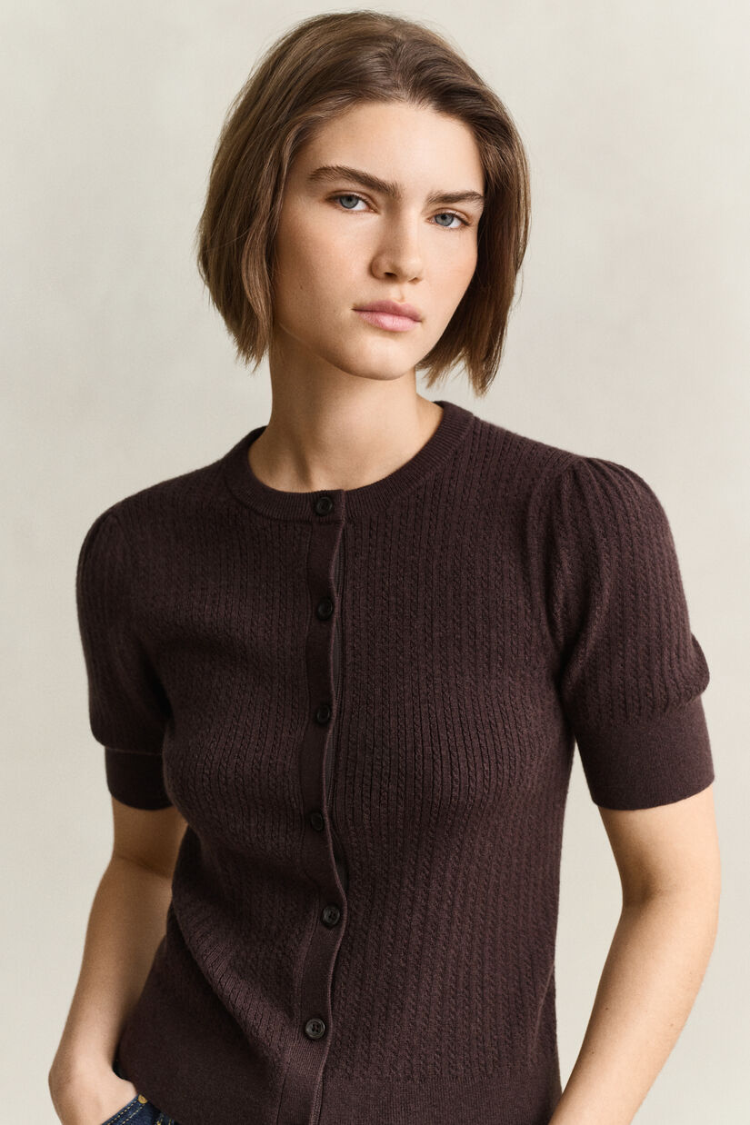 Cardigan &agrave; manches courtes en maille torsad&eacute;e