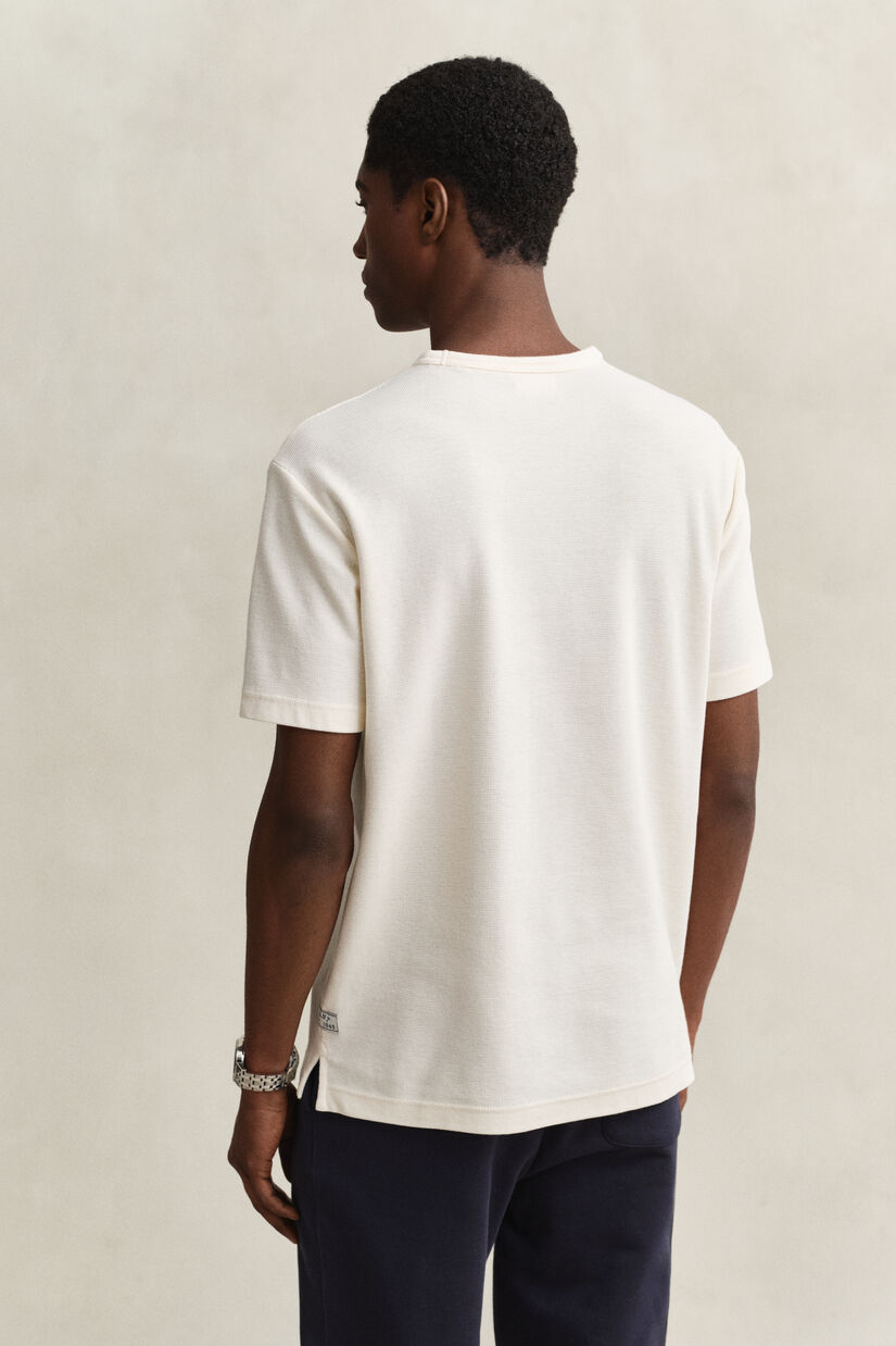 T-shirt textur&eacute;