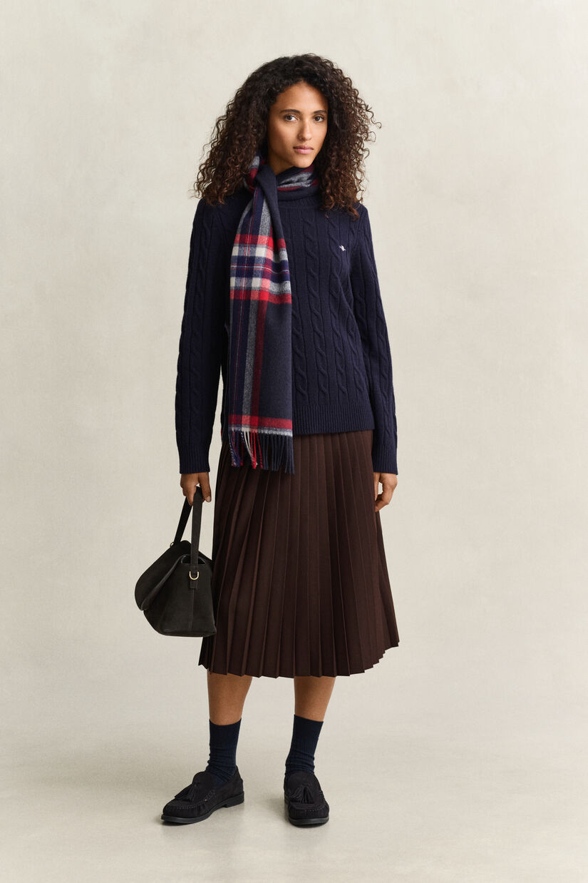 Pull en laine d&rsquo;agneau &agrave; maille torsad&eacute;e