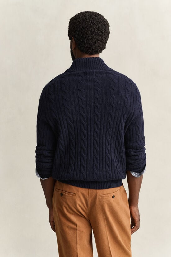 Pull semi-boutonn&eacute; en laine d&rsquo;agneau &agrave; maille torsad&eacute;e