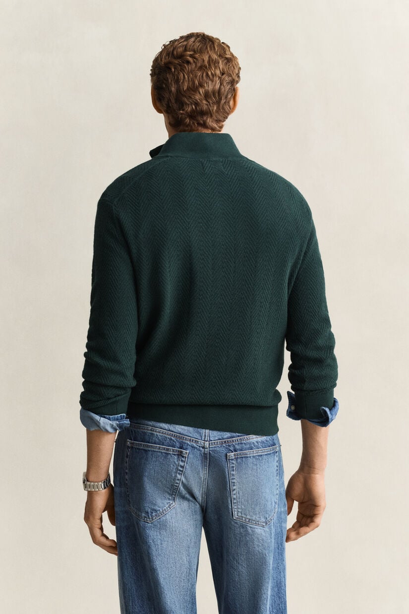 Pull &agrave; demi-zip avec chevrons