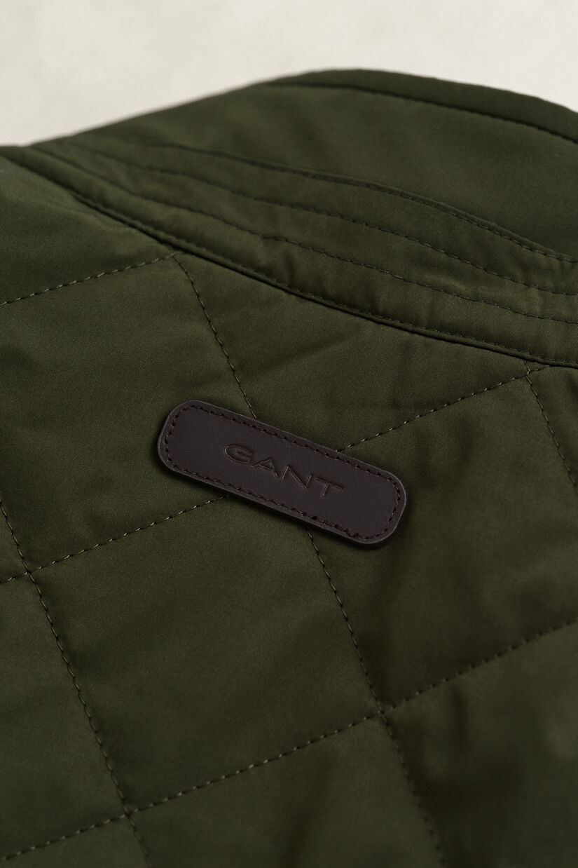 Veste mi-longue matelass&eacute;e