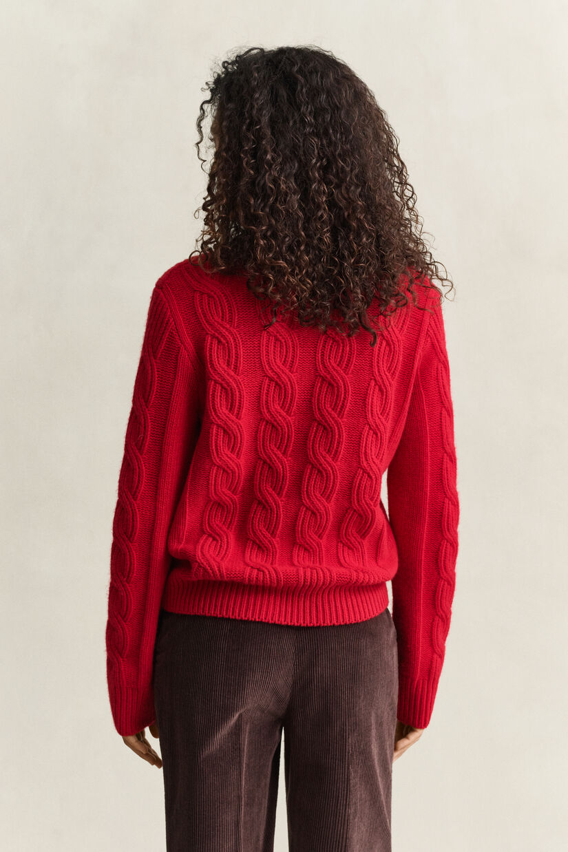 Pull en maille torsad&eacute;e de laine m&eacute;lang&eacute;e