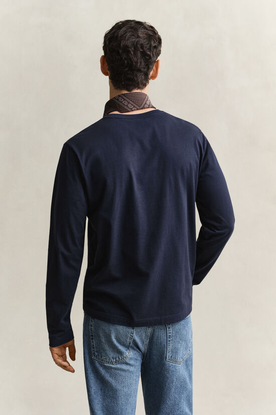 T-shirt &agrave; manches longues avec &eacute;cusson