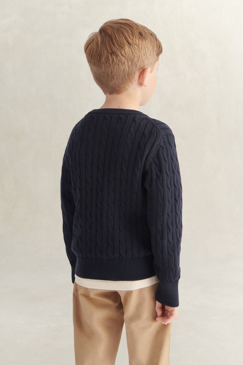 Pull en maille torsad&eacute;e avec &eacute;cusson Gar&ccedil;on
