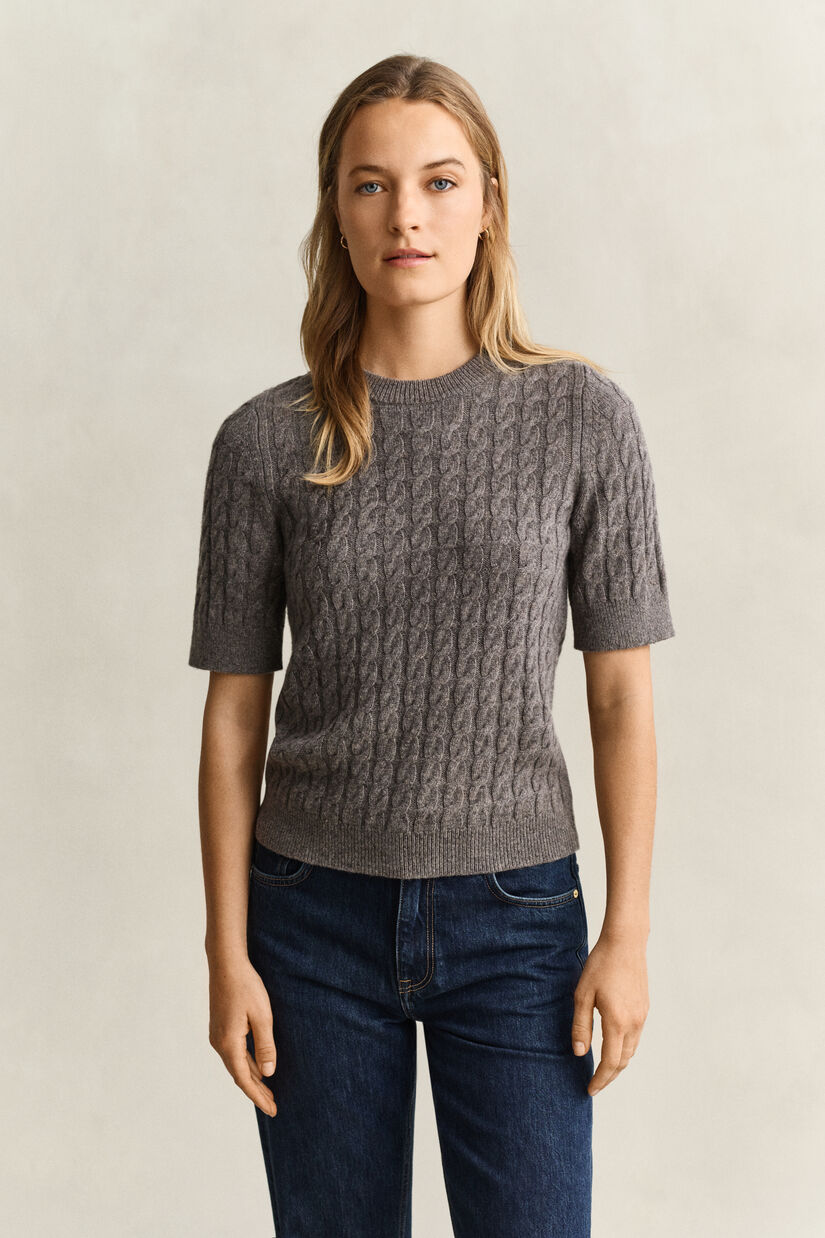 Pull &agrave; manches courtes en laine et cachemire &agrave; maille torsad&eacute;e