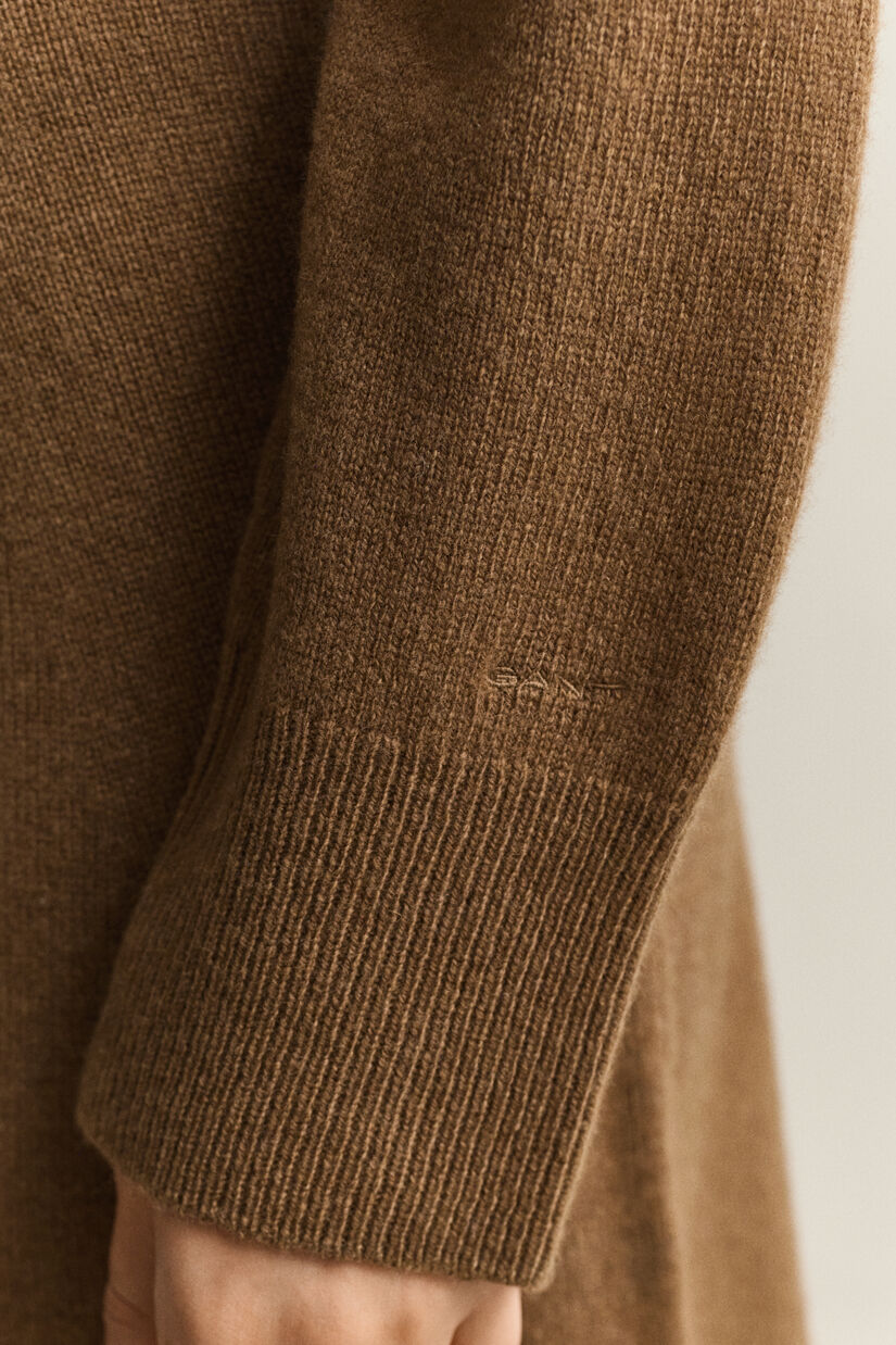 Robe &agrave; col roul&eacute; en laine et cachemire