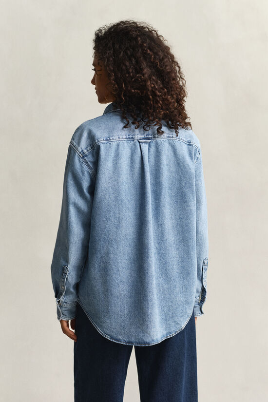 Chemise coupe d&eacute;contract&eacute;e en denim