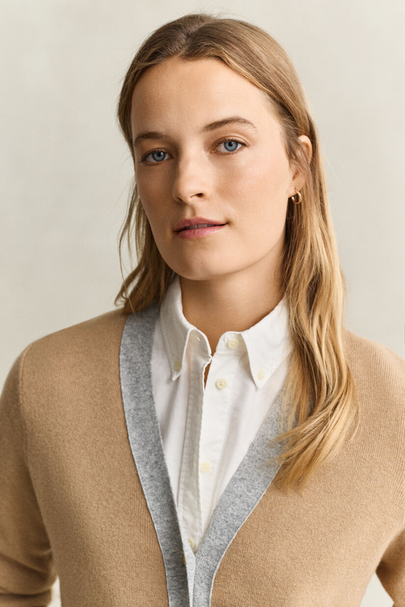 Cardigan de couleurs contrast&eacute;es