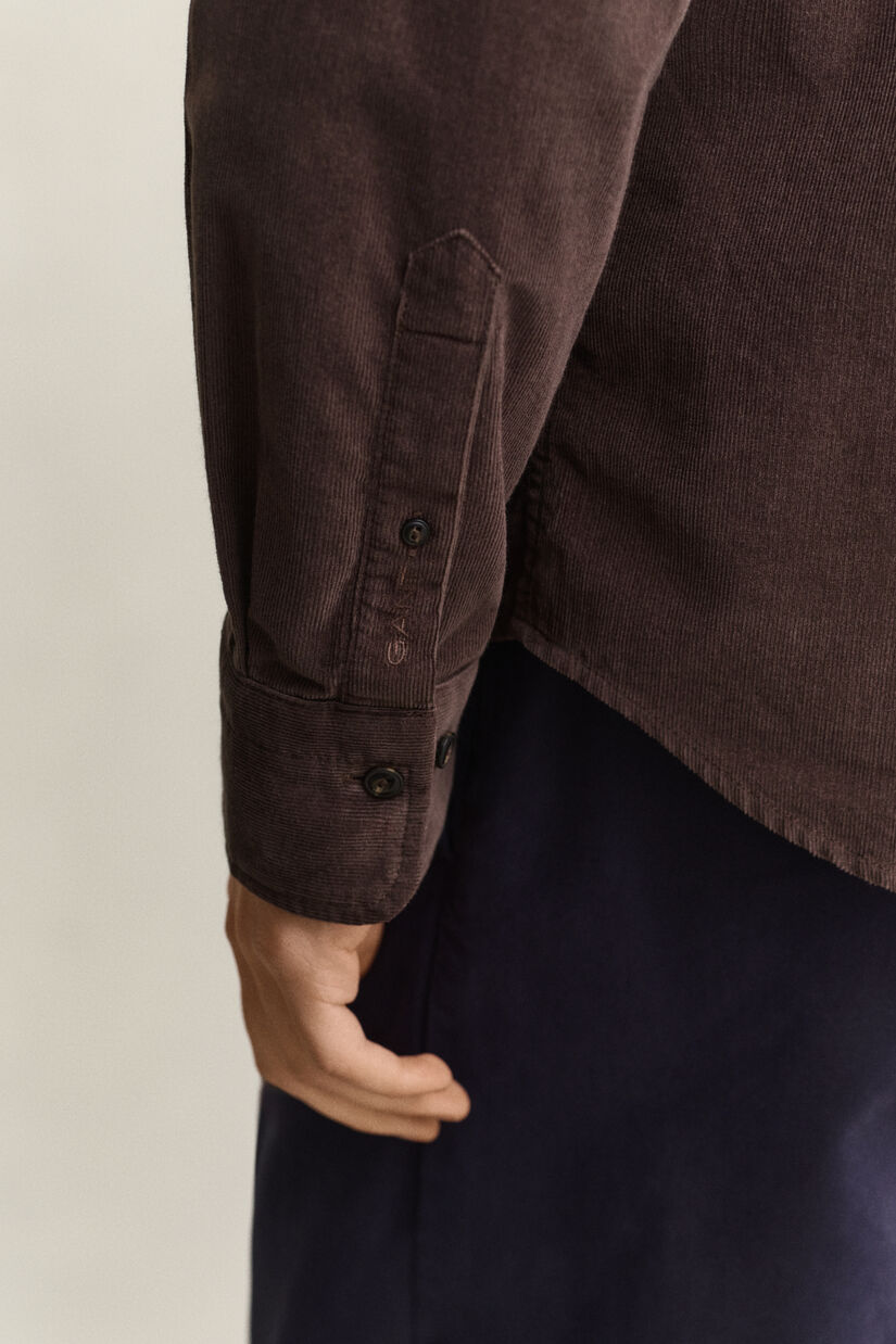 Chemise en velours c&ocirc;tel&eacute;