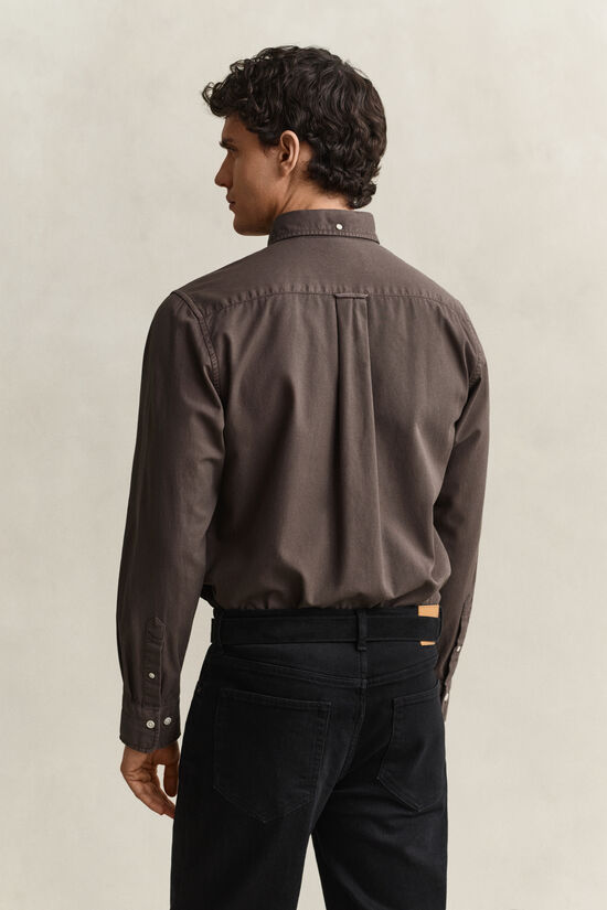 Chemise coupe regular en serg&eacute;